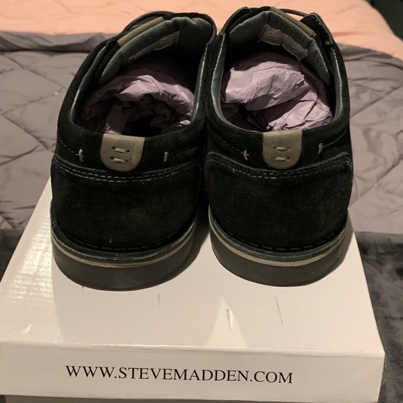 Steve Madden’s Sz10 Black - Picture 3 of 5